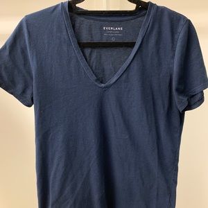 Everlane Navy short sleeve v-neck Large